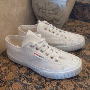 Superga White Stripe Sneakers Men's 6 Women's 8